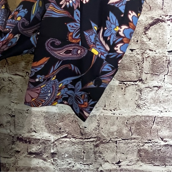 A Pea In The Pod Navy Paisley Long Sleeve Blouse - Picture 5 of 10